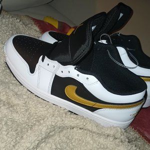 Nike Jordan 1